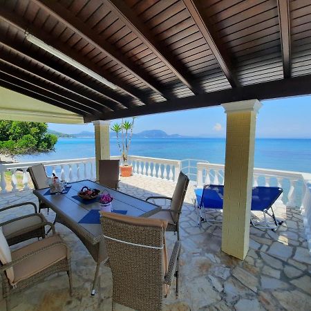 Blue Horizon  Villa Mpoukaris Buitenkant foto