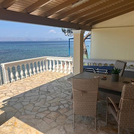 Blue Horizon  Villa Mpoukaris Buitenkant foto