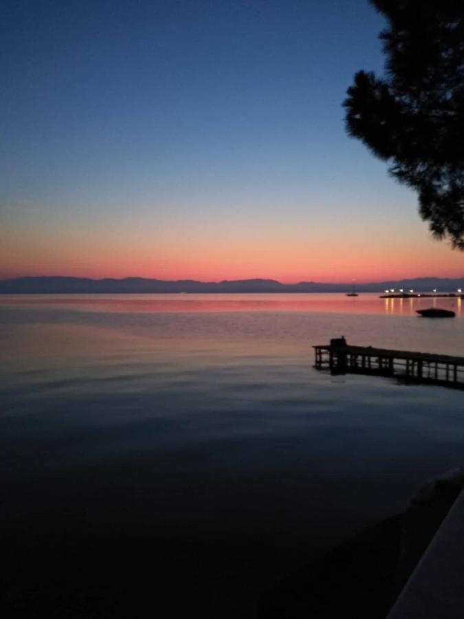 Blue Horizon  Villa Mpoukaris Buitenkant foto